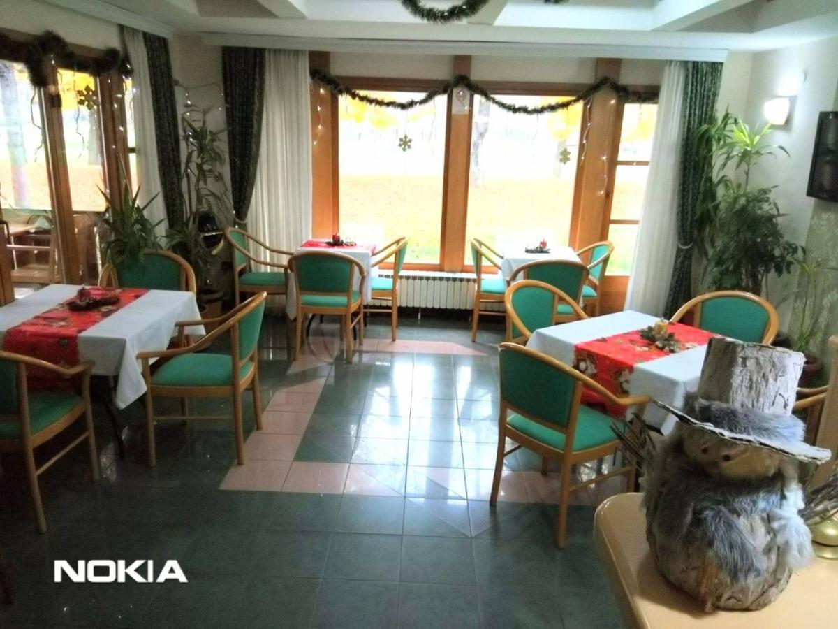 Hotel Kanet Skopje Exterior photo